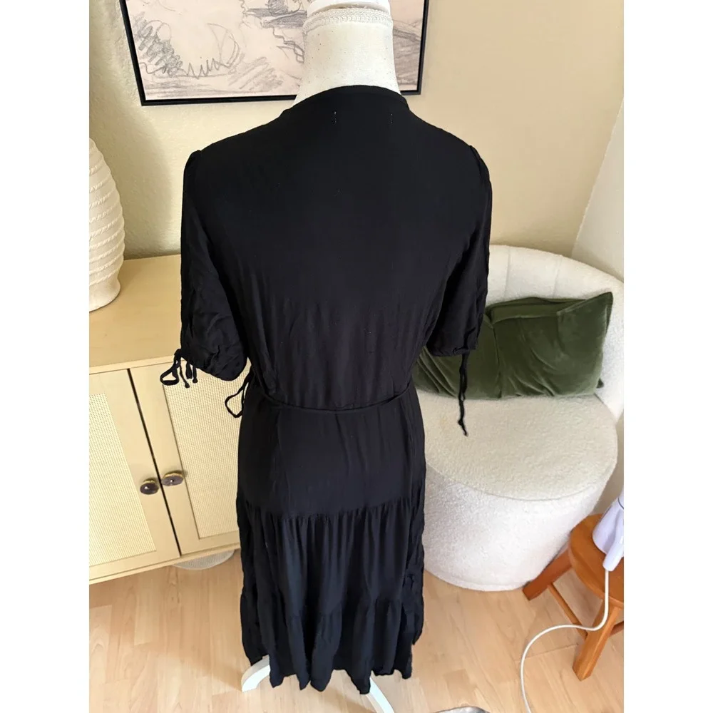 CHRISTY DAWN Black Augusta Wrap
Midi Dress Size Large - Picture 6 of 11